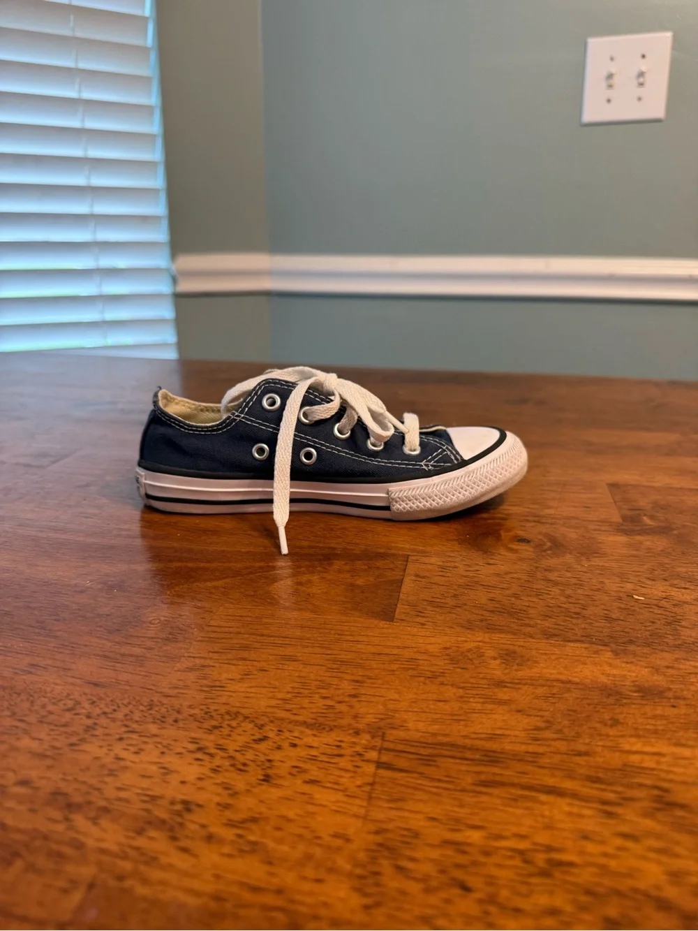 Converse Chuck Taylor All Star Low Top Navy Blue Kids Size 12